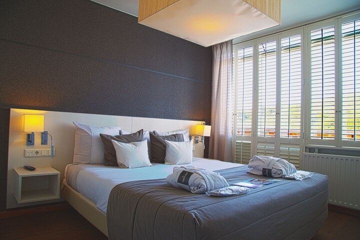 Room 28 of 58