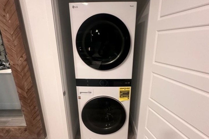 Laundry 13 of 33