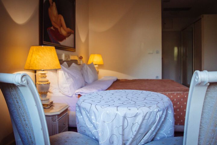 Room 10 of 54