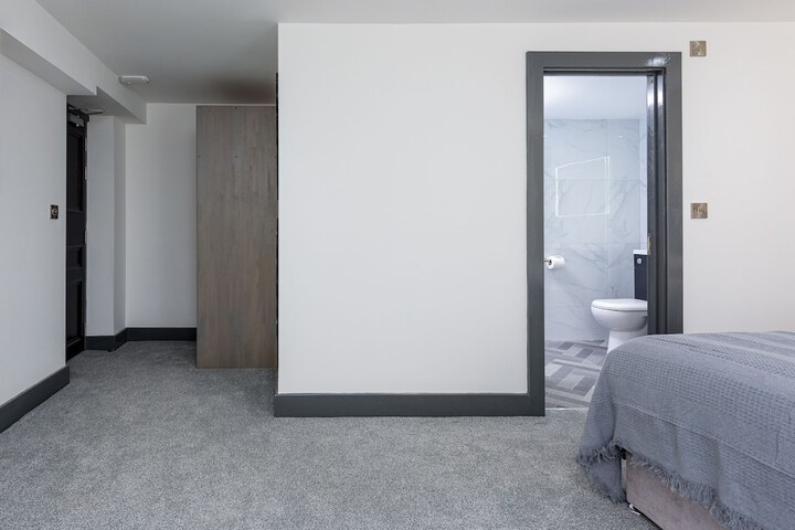 Hotel Interior 100 of 137