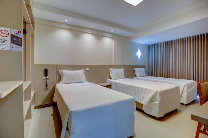 Room 25 of 58