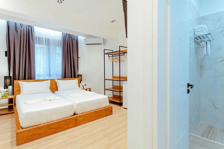 Room 34 of 88