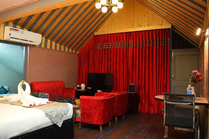 Room 11 of 47
