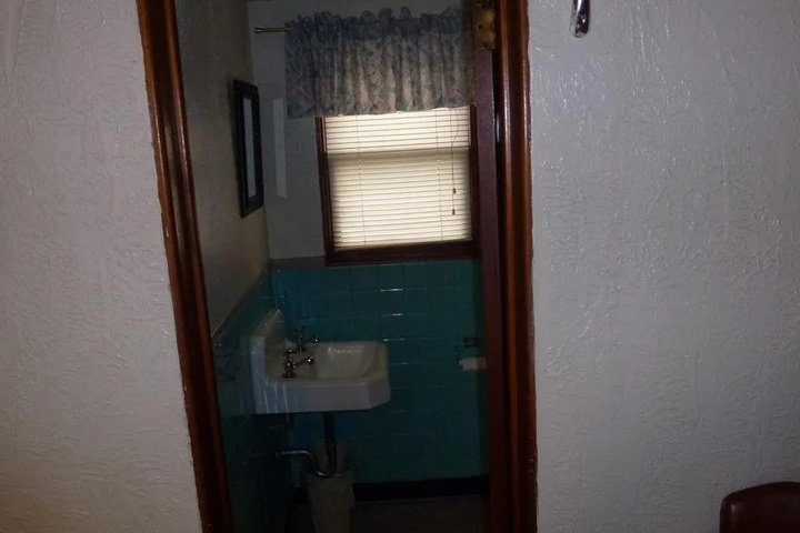 Room 13 of 13