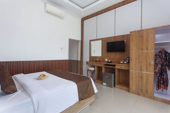 Room 12 of 41