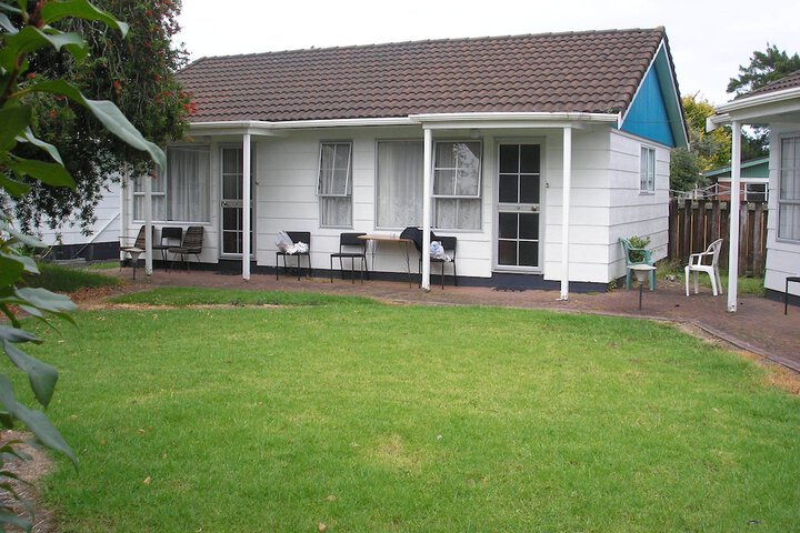 Lincoln Court Motel