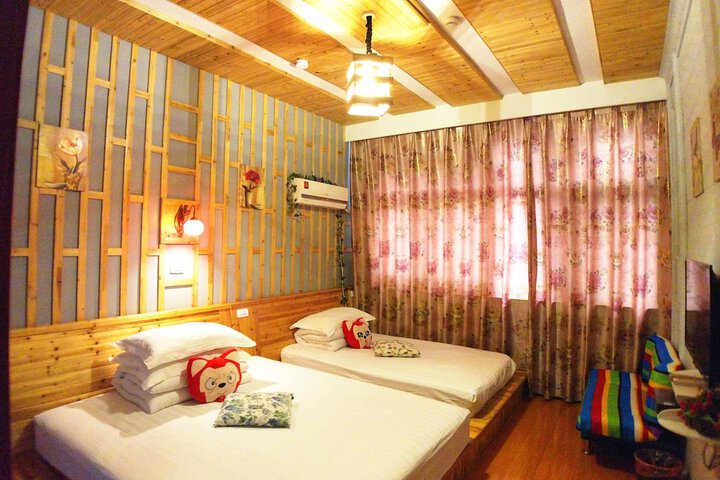 Room 16 of 24