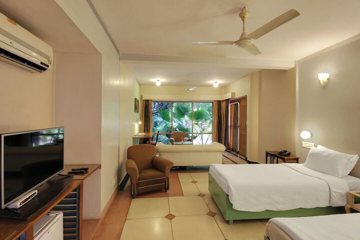 Room 17 of 53