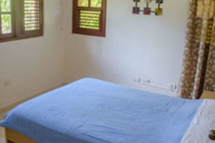 Room 5 of 17