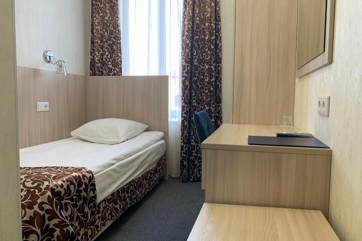 Room 38 of 62