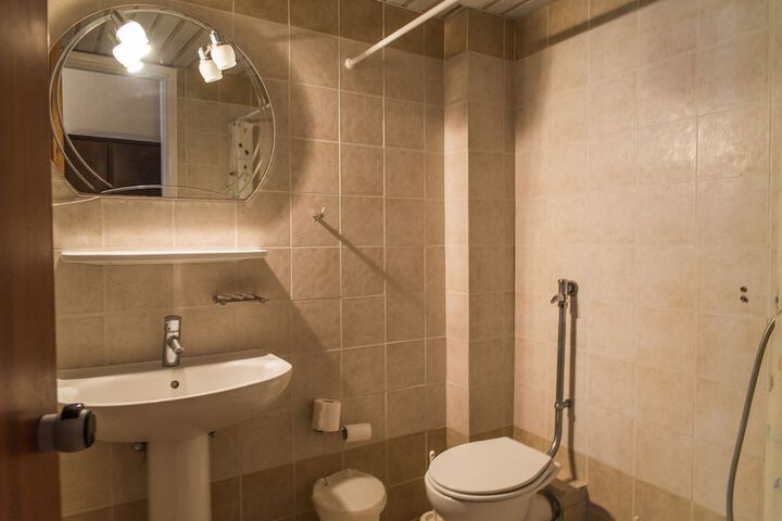 Clean Restrooms