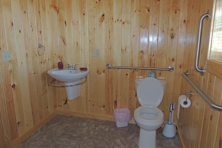 Room 290 of 338