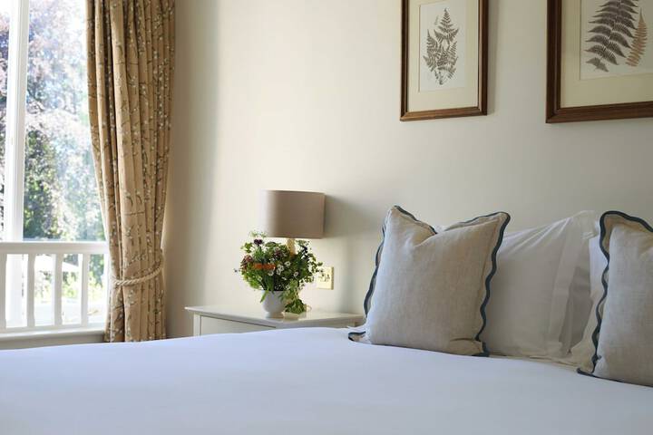 Room 20 of 77