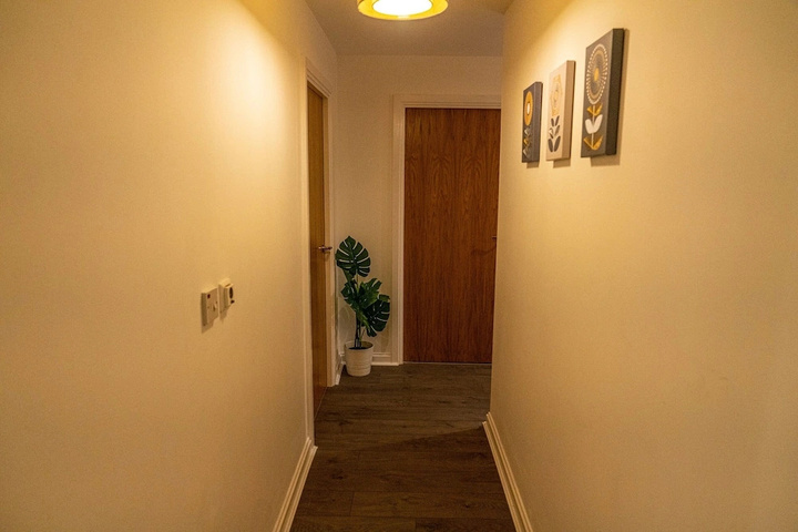 Room 13 of 24