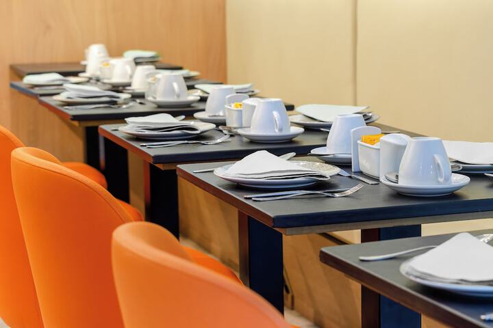 Breakfast/Coffee Service 27 di 34