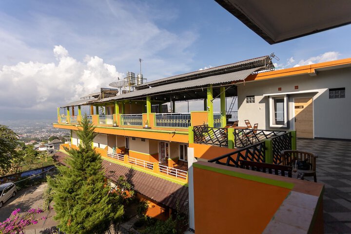Hotel 70 of 78