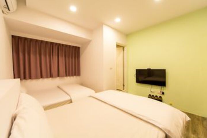 Room 46 of 118