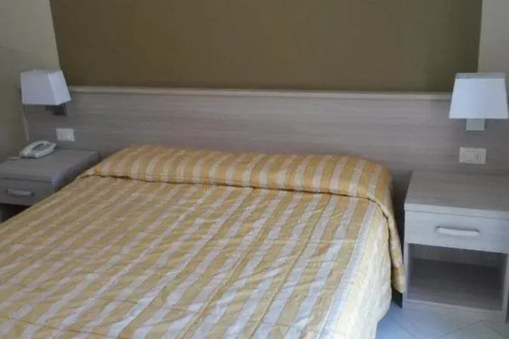 General 2 of 25
