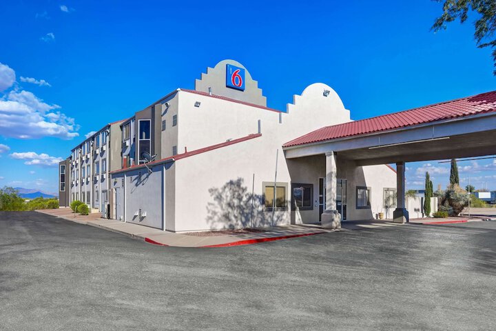 Exterior Photo