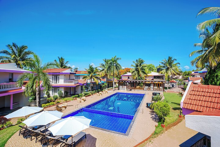 Pools & Facilities