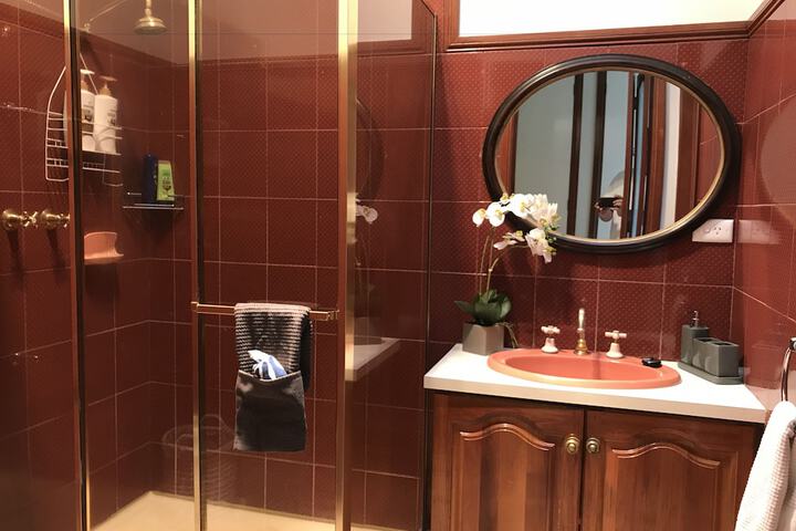 Room 22 of 33