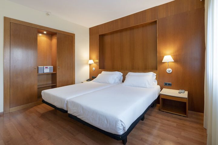 Room 18 of 45