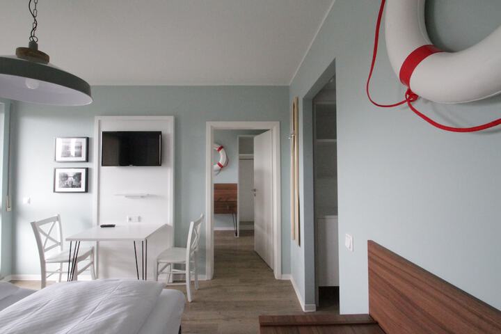 Room 10 of 56