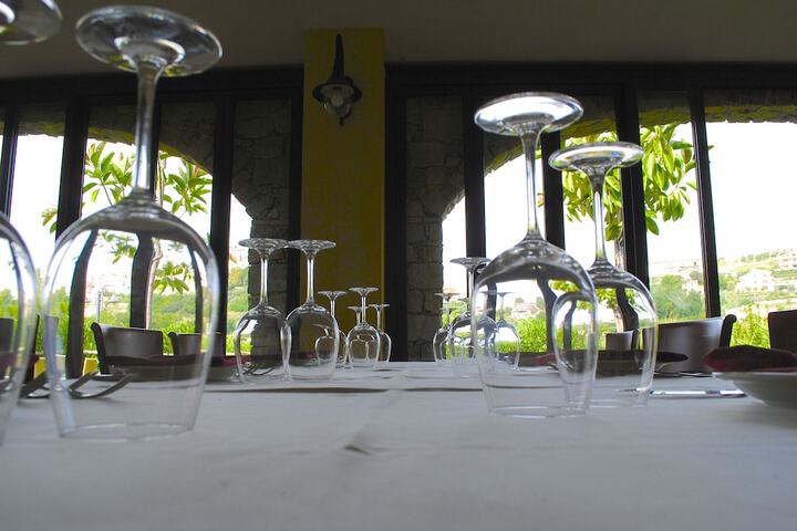 Dining 25 of 39