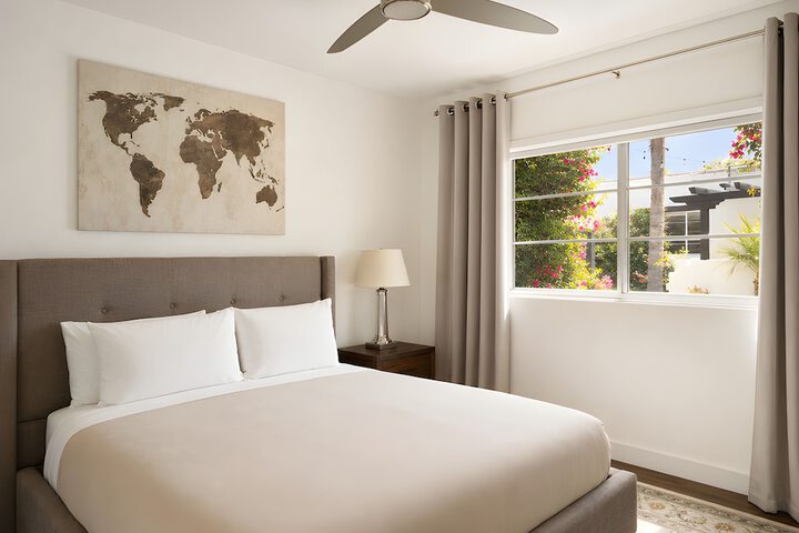 Room 8 of 52