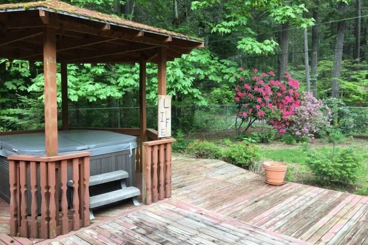 Property Grounds 15 of 17