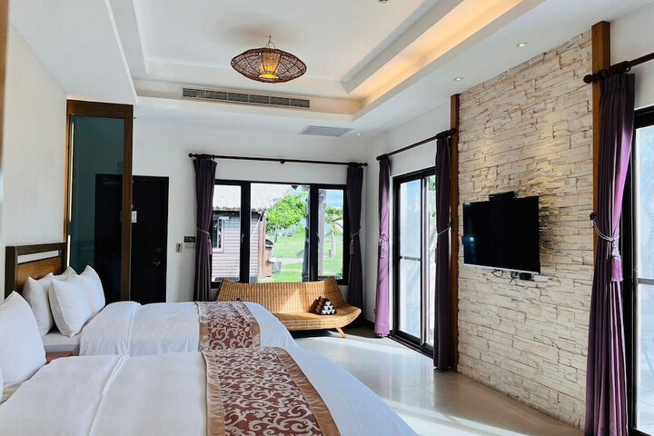 Room 15 of 64