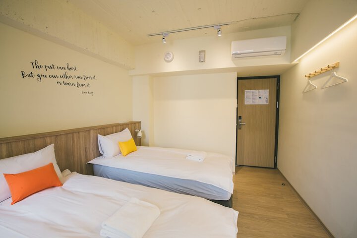 Room 26 of 60