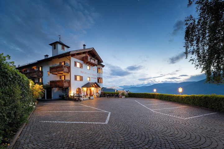 Hotel 142 of 154