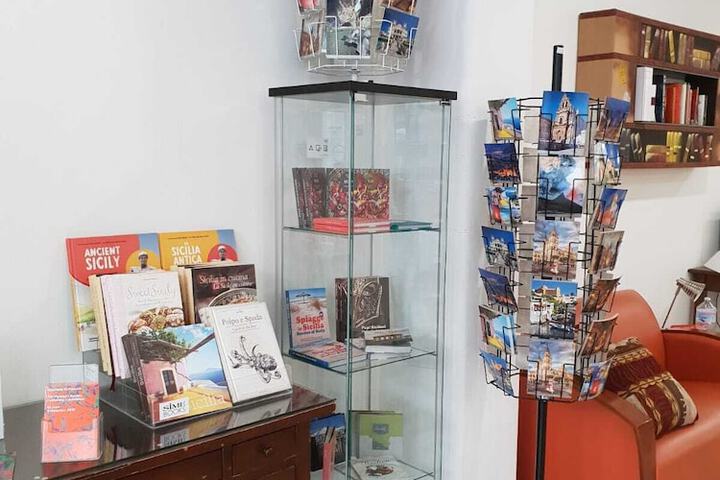 Gift shop
