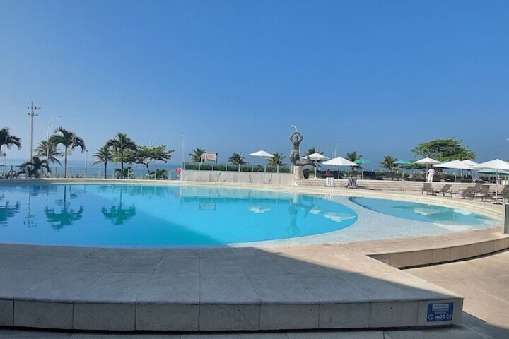 Pool 26 of 73