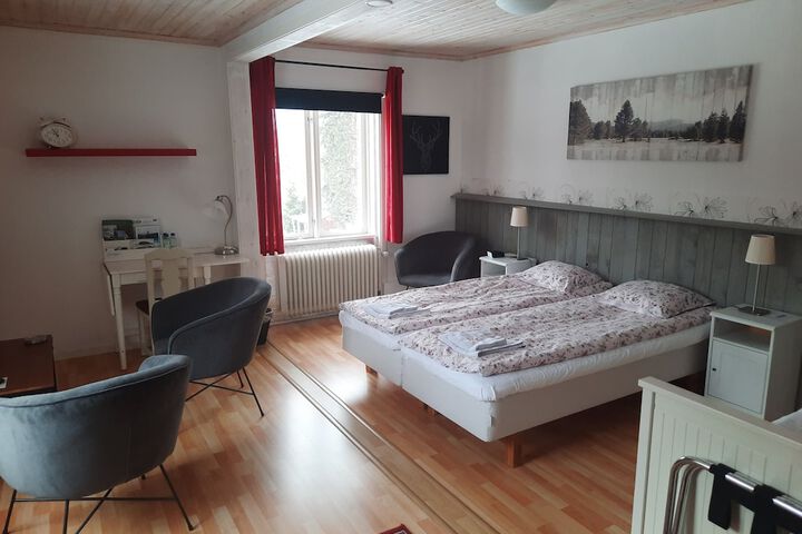 Room 9 of 54