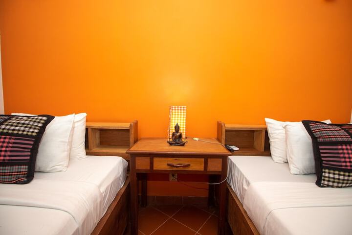 Room 30 of 117