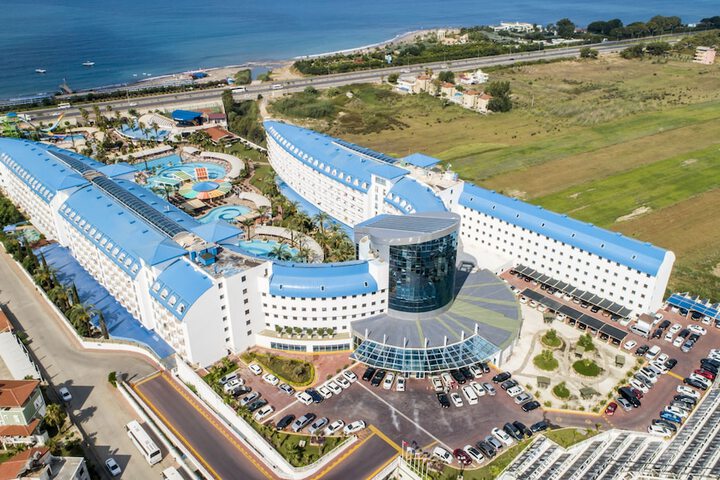 Hotel 64 of 67