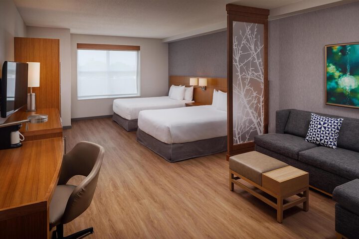 Room 12 of 25