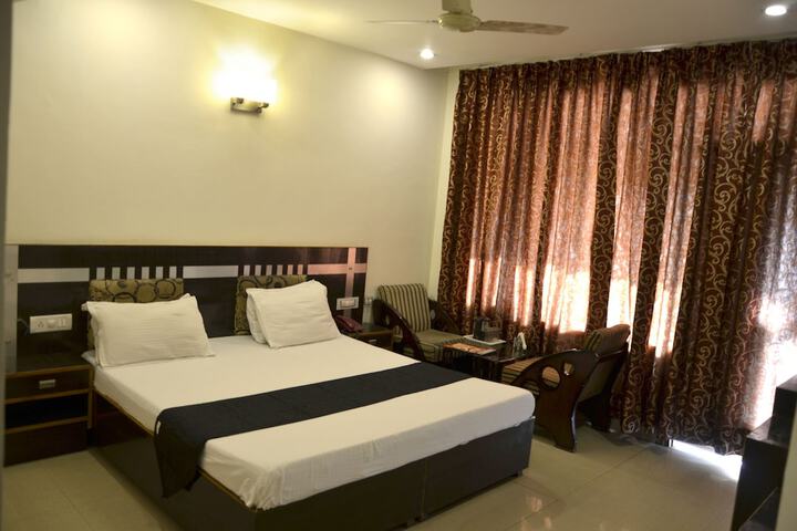 Room 28 of 55