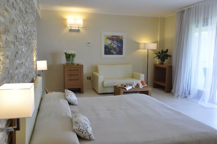 Room 8 of 78
