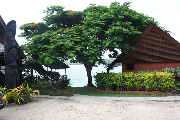 Hotel Exterior 37 of 45