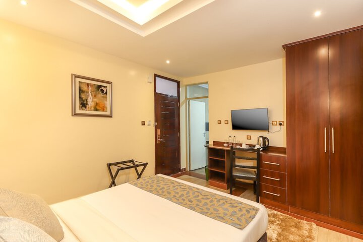 Room 8 of 51