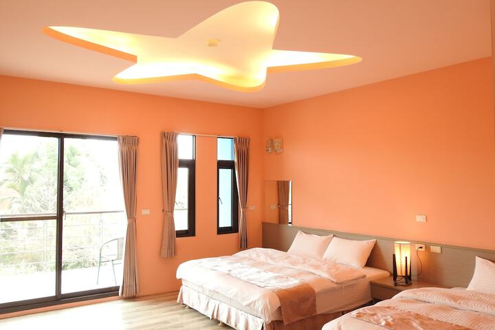Room 9 of 80
