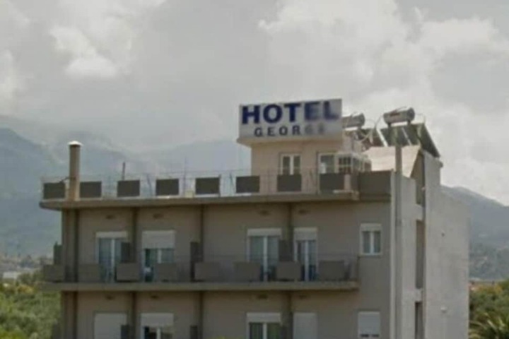 Hotel Exterior 20 of 25