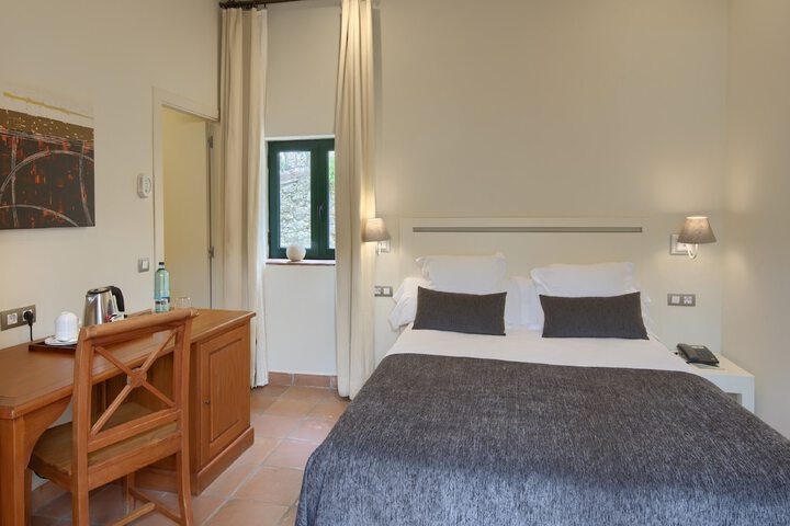 Room 15 of 73