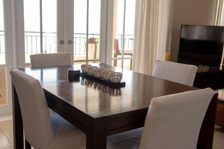 Dining Photos