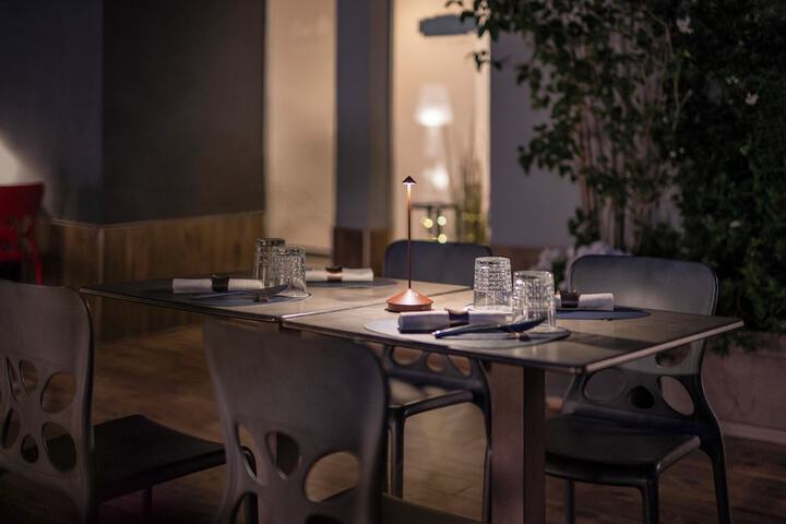 Dining 36 of 59