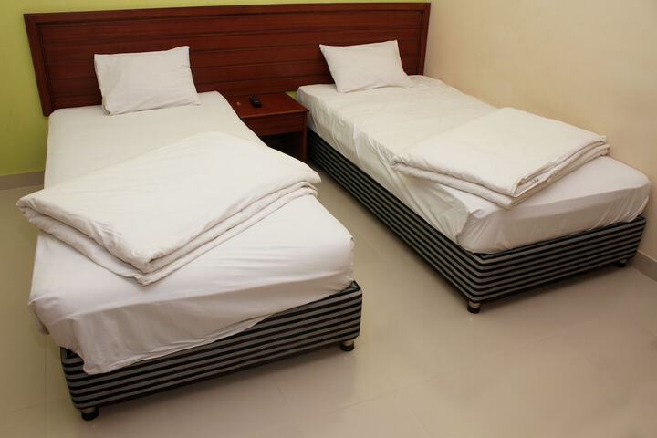 Room 10 of 41