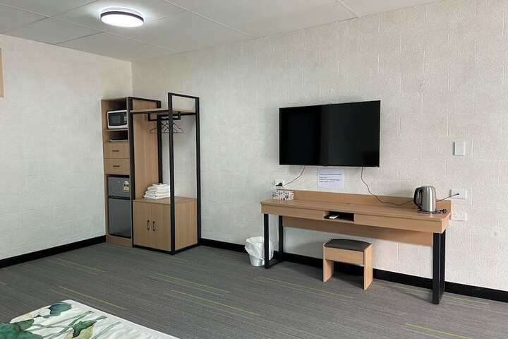 Room 20 of 28